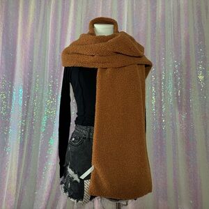 urban outfitters burnt orange / brown teddy scarf